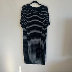 Black and White Striped Dress - 1x - Ava & Viv